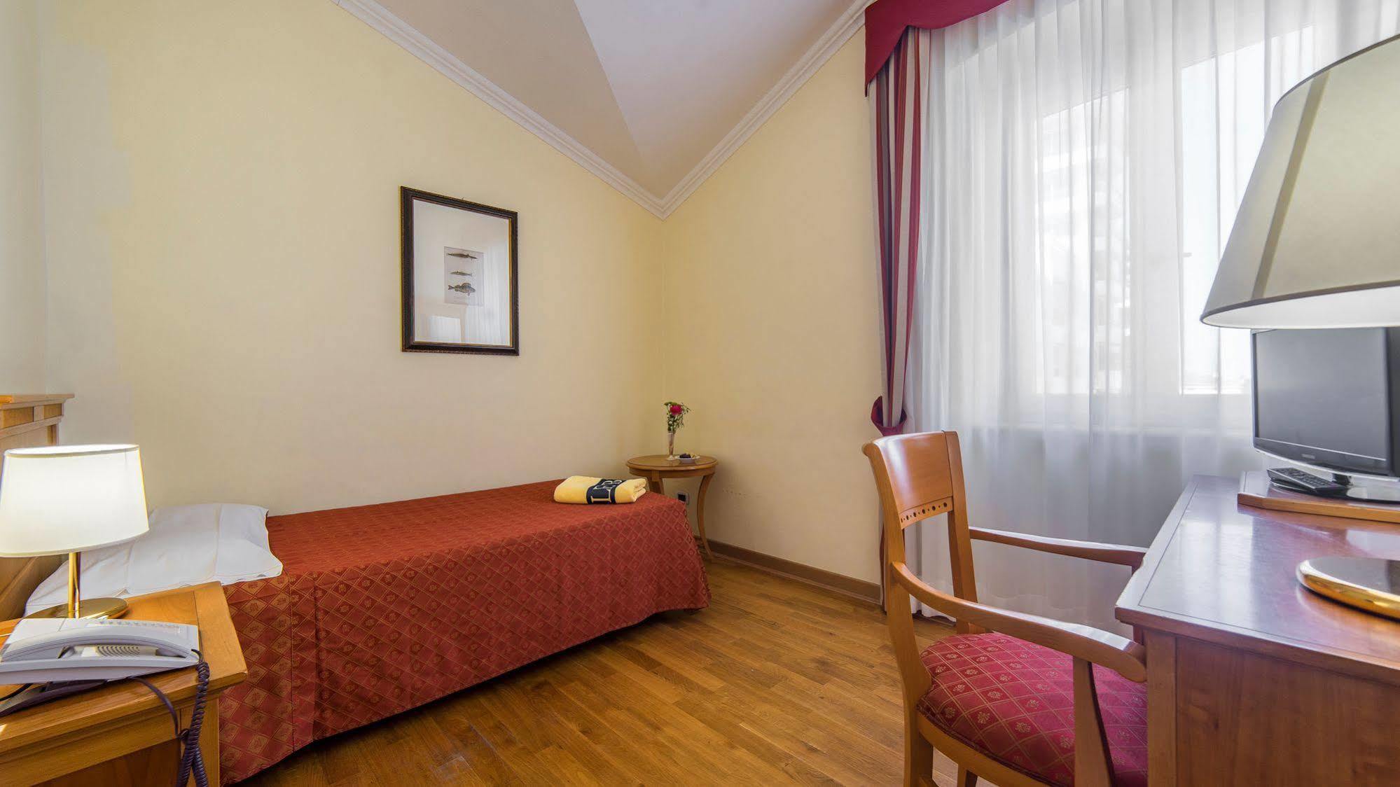 Hotel Ville Bianchi Grado Exterior foto